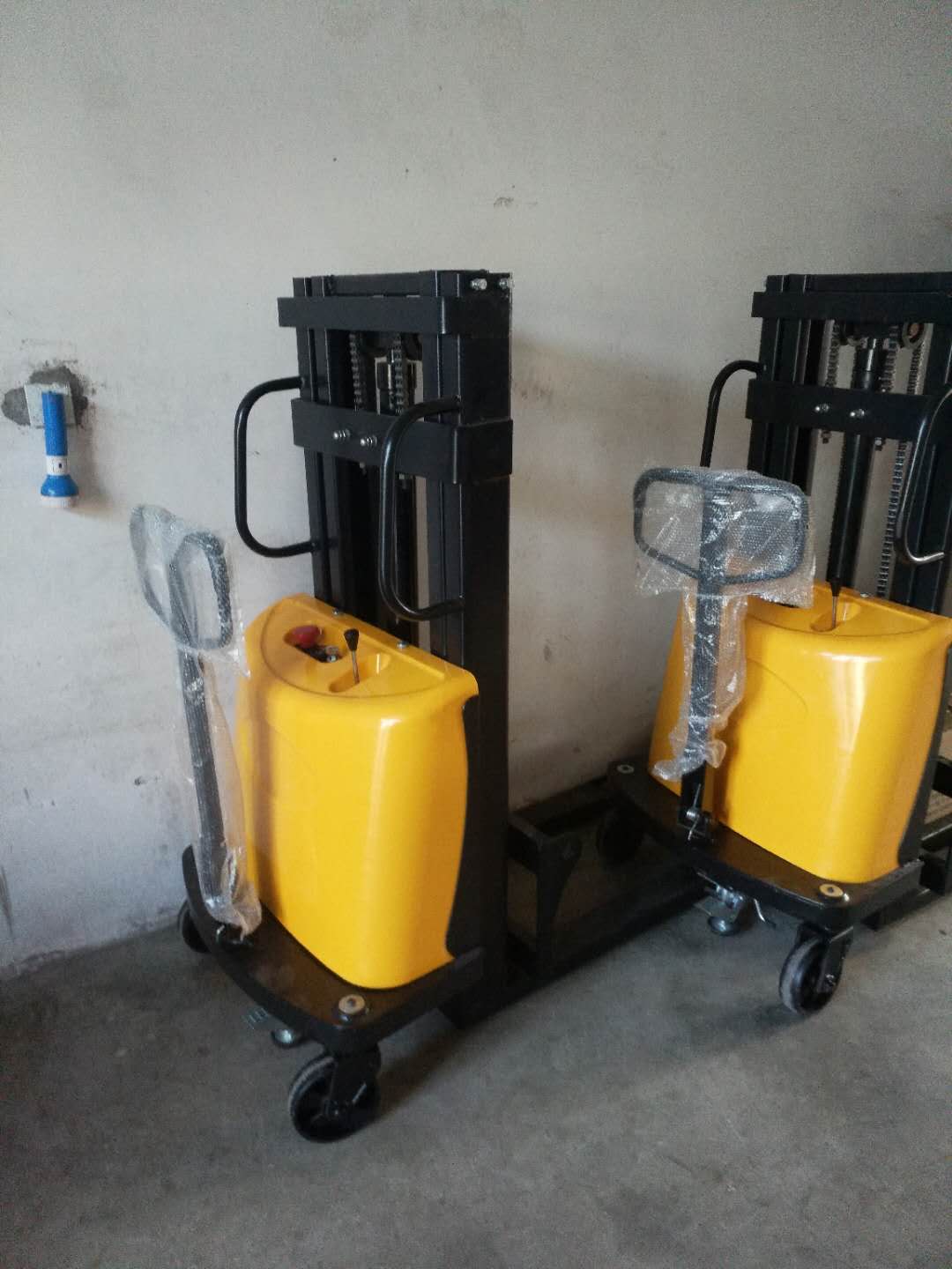 رافعات شوكية هيدروليكية وكهربا - مراجعة Hydraulic Car Lift وسعره